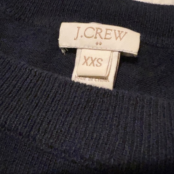 J Crew thin sweater with quarter length sleeves. - Picture 4 of 4